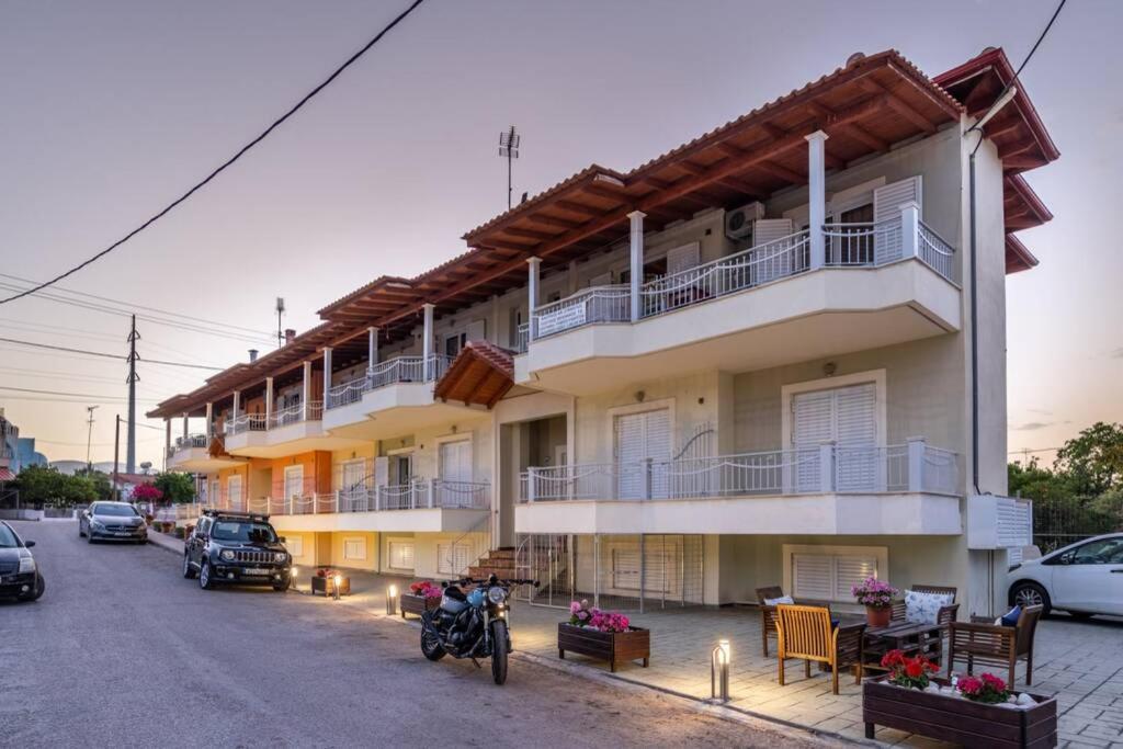 Eagle'S Nest City Apartments Egio Exterior foto